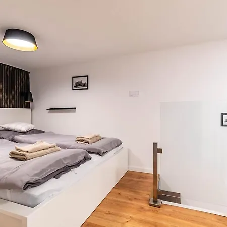 Anna's Cosy * بودابست